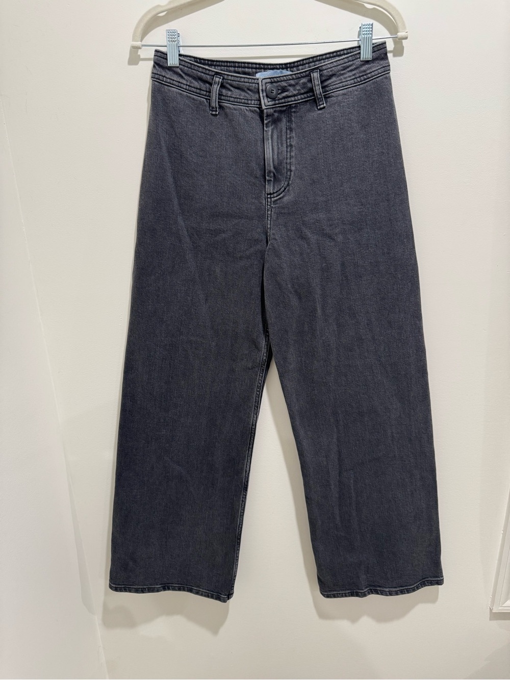 Antonio Melani Gray Black Wide Leg Cropped Jeans Sizeโ 4